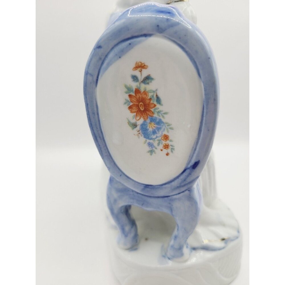 Vintage Porcelain Music Serenade Figurines Man and Woman Reproduction Unbranded - Picture 6 of 10